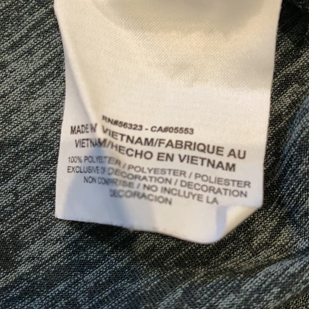 Nike Dri-Fit Top - Picture 3 of 3